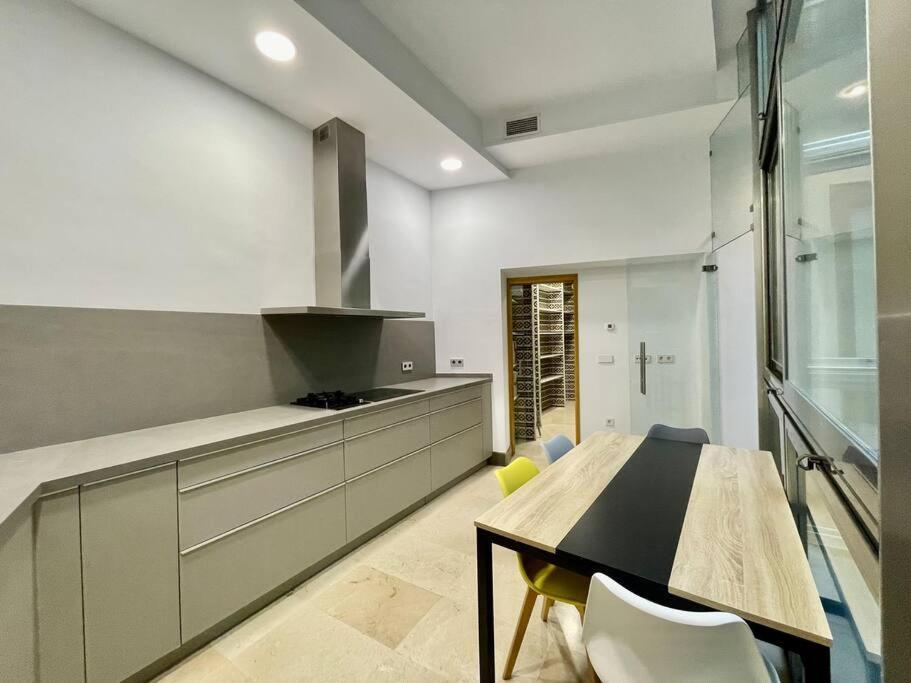 فيلا Fdez Amazing House By Cathedral And Giralda With Private Pool إشبيلية المظهر الخارجي الصورة