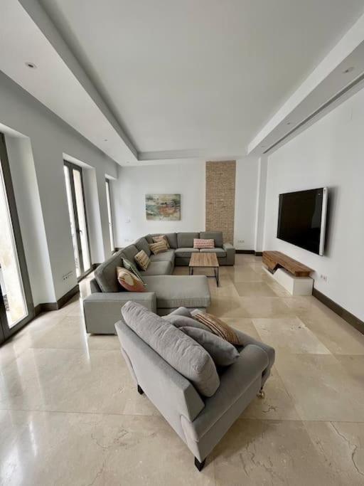 فيلا Fdez Amazing House By Cathedral And Giralda With Private Pool إشبيلية المظهر الخارجي الصورة